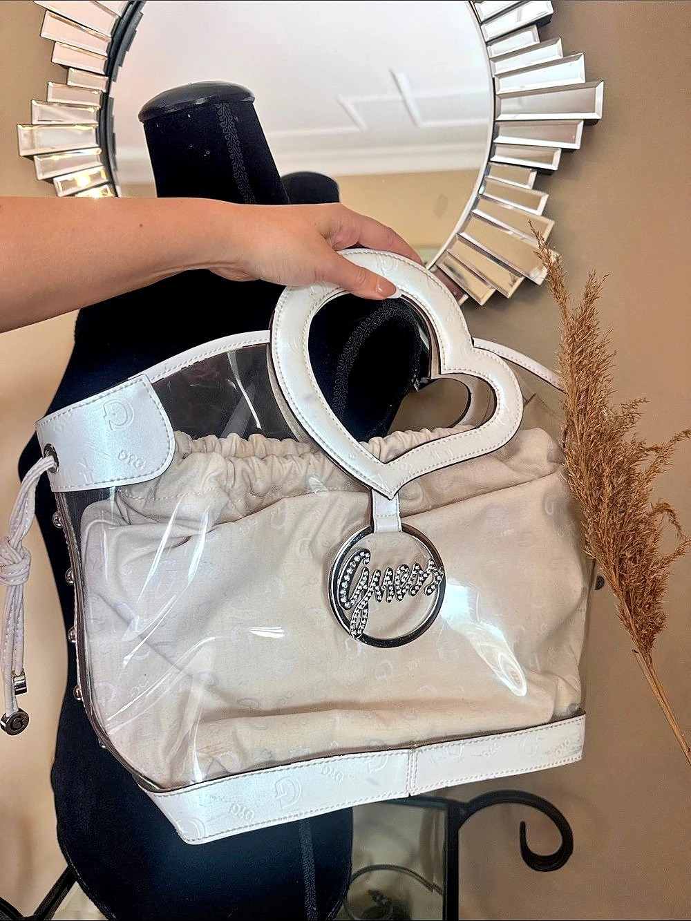 Guess Heart-Handle Tote in tan & White